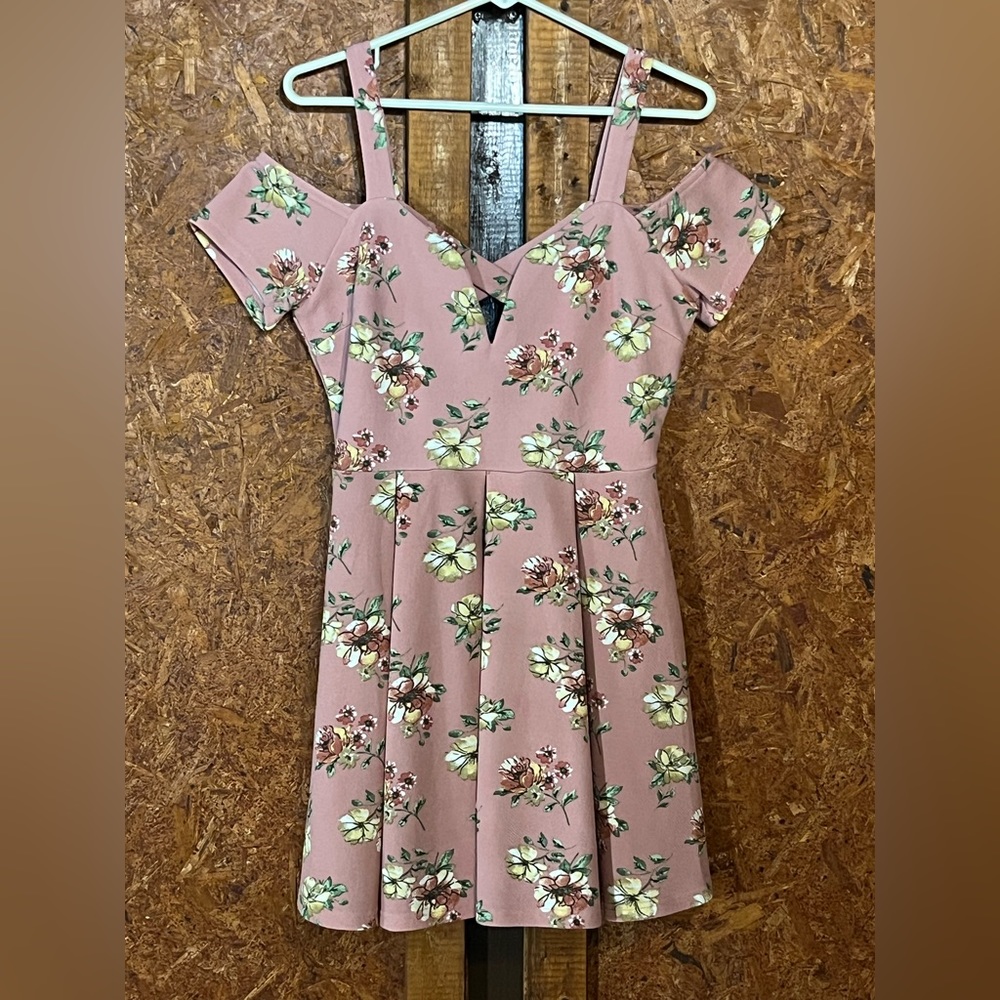 Women pink flower off the shoulder summer dress size large by Mine